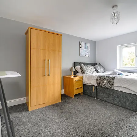 11hs4 - For Your Relaxed & Cosy * Leeds